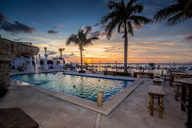 Cancun Adventure Speed Boat Jungle Tour with Transportation - Guides and Customer Service