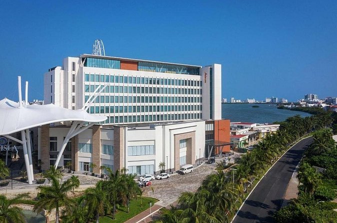 Cancun Airport and Canopy By Hilton Cancun Private Shuttle - The Vehicle Fleet and Vehicle Features