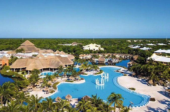 Cancun Airport and Grand Palladium White Sand Private Shuttle - Why Choose This Private Shuttle for Your Cancun Trip?