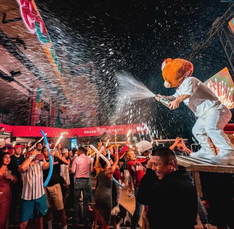 Cancun: Beach Party Cocobongo Sunrise after Semana Santa - Key Points