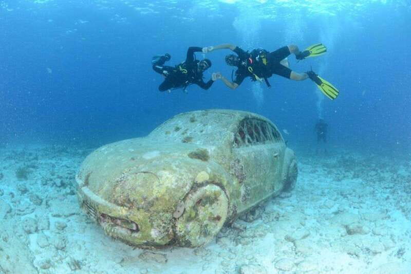 Cancun: Beginner Scuba Diving at Underwater Museum - Practical Details: Meeting Point, Duration, and Group Size