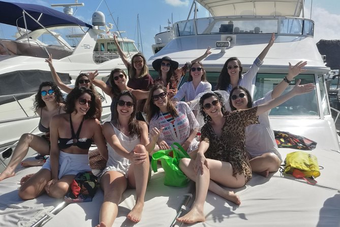 Cancun Boat Tour to Isla Mujeres on Luxury Yacht with Chef -SR55C - Customizable Stops and On-Board Water Toys