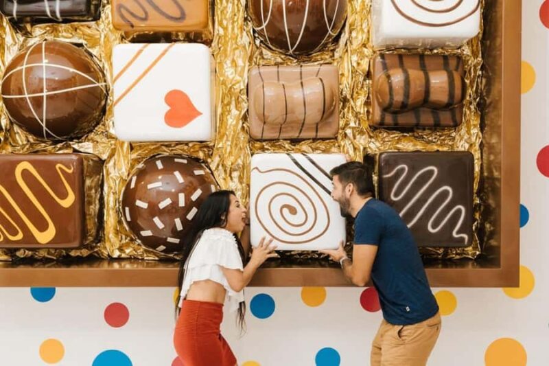 Cancun: Bus Tour - City Adventure around the Best Stops - Capturing the Cancun Letters at Letras Cancún