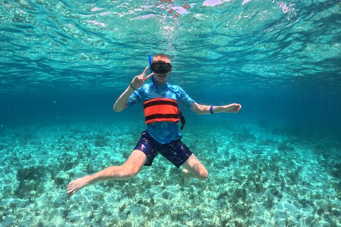 Cancun Catamaran: Isla Mujeres, Snorkeling, Drinks & Buffet Lunch - Practical Details: Inclusions and Additional Costs