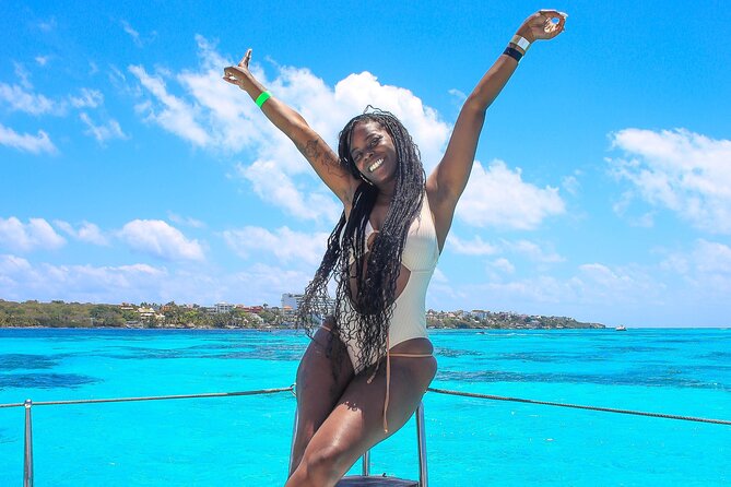 Cancun Catamaran Tour! Luxury Experience Beach Club - Starting Point and Duration