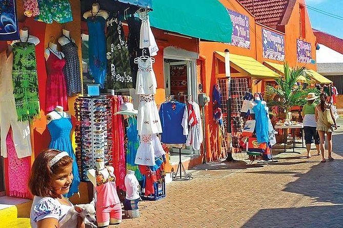 Cancun Catamaran Tour! Luxury Experience Beach Club - Meeting Point and Accessibility