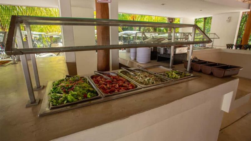 Cancún: Catamaran Tour to Isla Mujeres with Open Bar & Lunch - Free Time to Explore Isla Mujeres’ Streets and Beaches