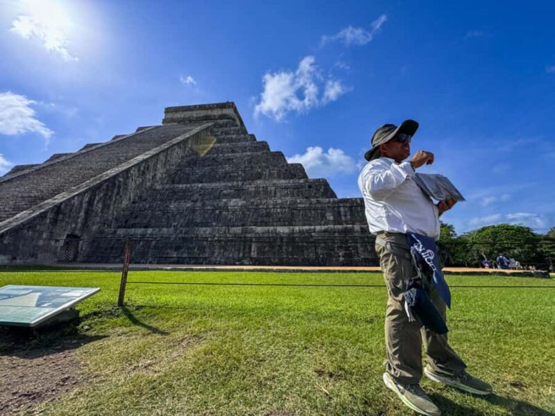 Cancun: Chichen Itza Early Access All-Inclusive Tour - Guided Tour with Knowledgeable Local Experts