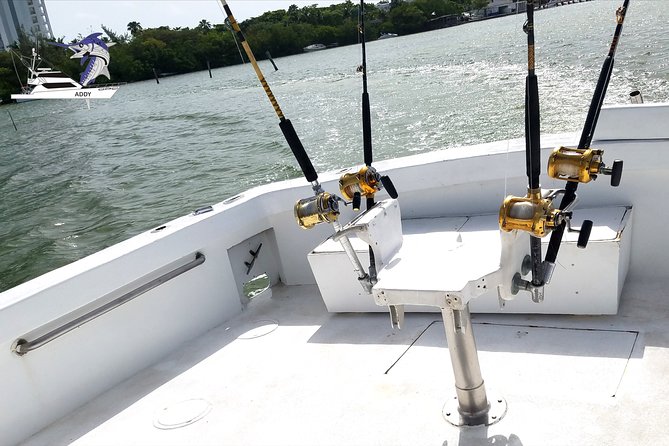 Cancun fishing charter if you don't fish you don't pay 46ft yacht 12pax 25P14 - Fishing Techniques: Trolling and Bottom Fishing in Cancun