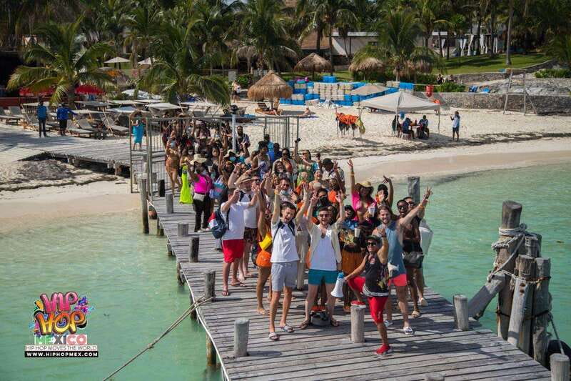 Cancun: Hip Hop Sessions Party Boat Cruise - The Vibrant Atmosphere with Guest DJs and Hosts