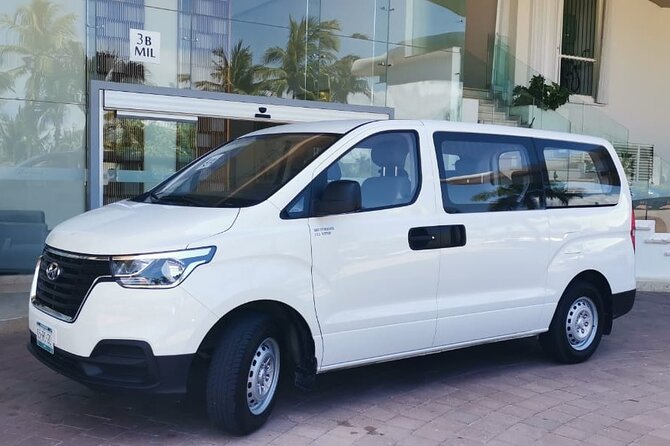 Cancun Int.Airport to Westin Lagunamar 4-10 passengers ROUNDTRIP - Reliable Private Airport Transfer from Cancun to Westin Lagunamar for Up to 7 Passengers