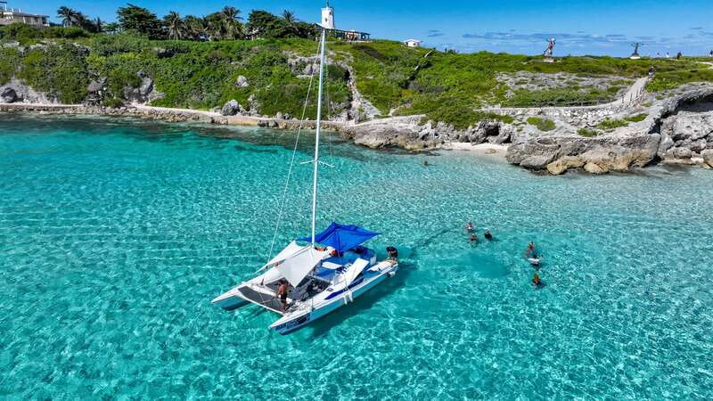 Cancún: Isla Mujeres All-Inclusive Private Catamaran Tour - The Journey to Isla Mujeres: 45 Minutes of Sailing