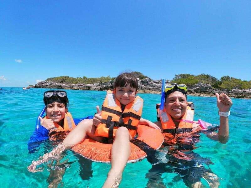 Cancun: Isla Mujeres Catamaran Tour with Open Bar of Drinks - Additional Costs and Practical Tips