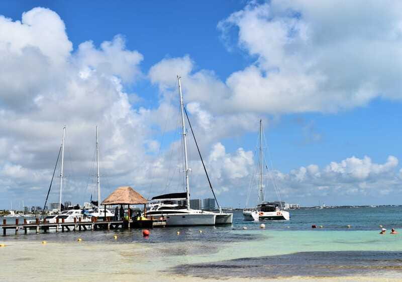 Cancun: Isla Mujeres Catamaran with buffet, drinks & snorkel - Key Points