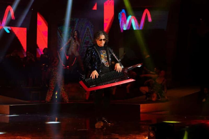 Cancun: Myst Euphoria Show with live music hits - The Musical Lineup: Over 100 Classics in English and Spanish