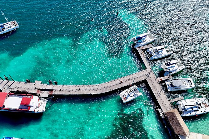 Cancún Private Catamaran with Snorkel and Open Bar - Starting Point at Marina Adventure Bay and the Boarding Experience
