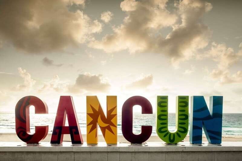 Cancun: Private Custom Walking Tour with a Local Guide - Visiting Cancun’s Main Sights and Special Areas
