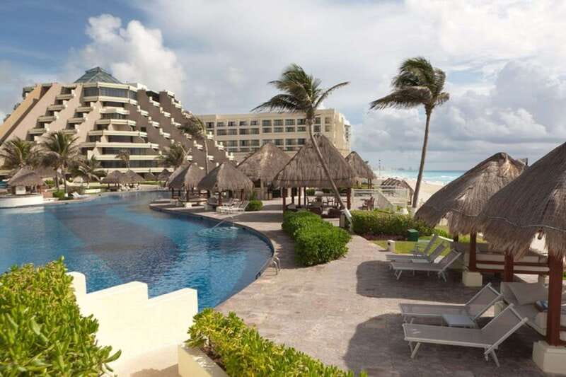 Cancun: Private Custom Walking Tour with a Local Guide - Frequently Asked Questions