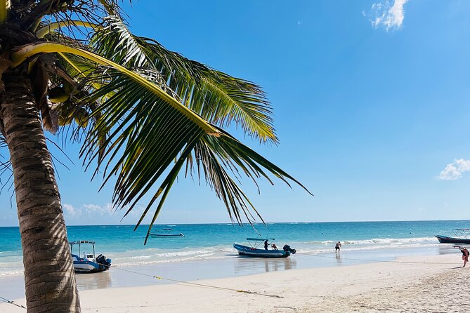 Cancun Private Driver - The Vehicle and Included Refreshments