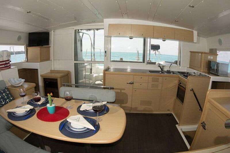 Cancun: Private Luxury Catamaran to Isla Mujeres - Snorkeling in the Caribbean’s Vibrant Coral Reefs