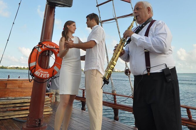 Cancun Romantic Lobster Dinner at Lagoon (sunset and night) - Live Music and Dedications with Saxophone or Trova Performances