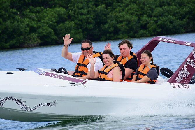 Cancun Speedboat And Snorkel Tour - Navigating Cancuns Mangrove Canals in Speedboats