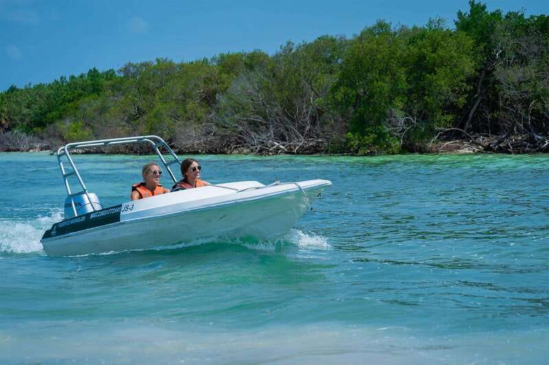 Cancun: Speedboat tour to a Virgin Beach - Exciting Speedboat Adventure to Cancun’s Virgin Beach