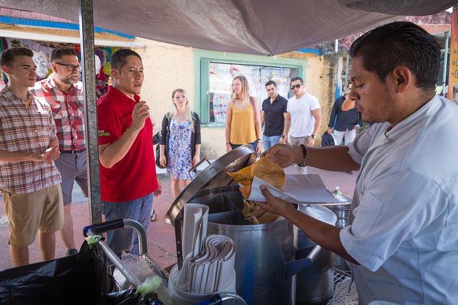 Cancun Street Food Tour with Food Stalls, Local Market and Murals - Logistics and Comfort During the Tour