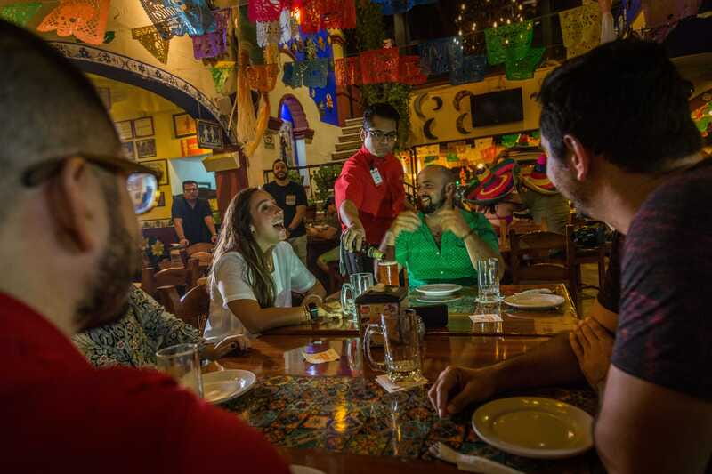 Cancún: Taco & Local Beer Tasting Tour with transportation - Pacing, Duration, and Group Size