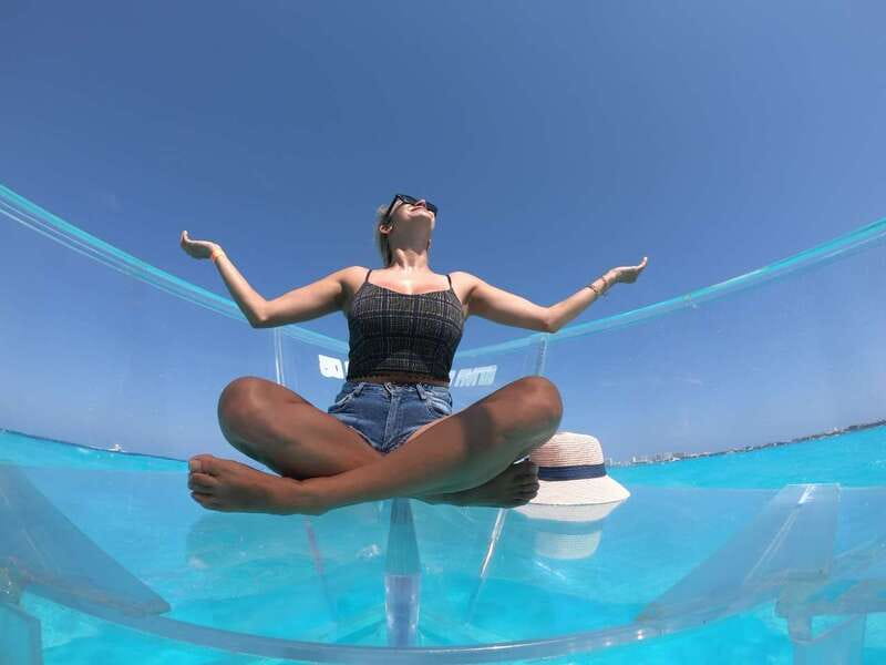 Cancun: Transparent Boat Tour with Drinks - The Tour Starts at Envatours Cancún