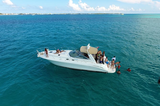 Cancun Yacht Charter to Isla Mujeres with Snorkeling -SR41H4 - Key Points