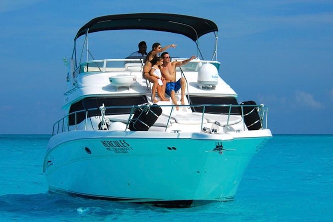 Cancún Yacht Rental SeaRay 46ft 25P13 - The 4-Hour Itinerary: Relaxed Cruising and Water Fun