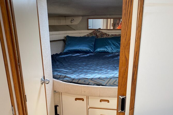 Cancun yachts rental BEATIFUL YACHT 46FT, 15 PAX MAX 25P6 - Activities: Swimming, Snorkeling, and Island Views