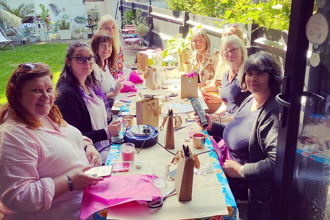 Candle Making Workshop and Bubbly in UK - Discover the Candle Making Workshop and Bubbly Experience in Brighton