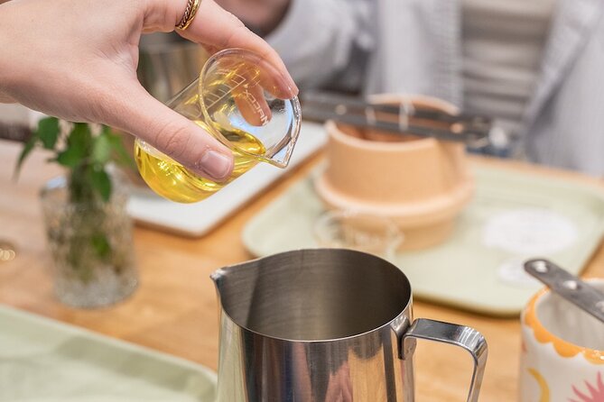Candle Pouring Workshop at Paddywax Candle Bar Reston - Crafting Your Own Paddywax Candle: The Core Experience