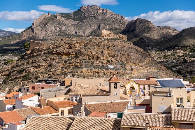 Canelobre Caves and Busot Tour with Transfer from Alicante - Art and Music in the Ethnic Music Museum