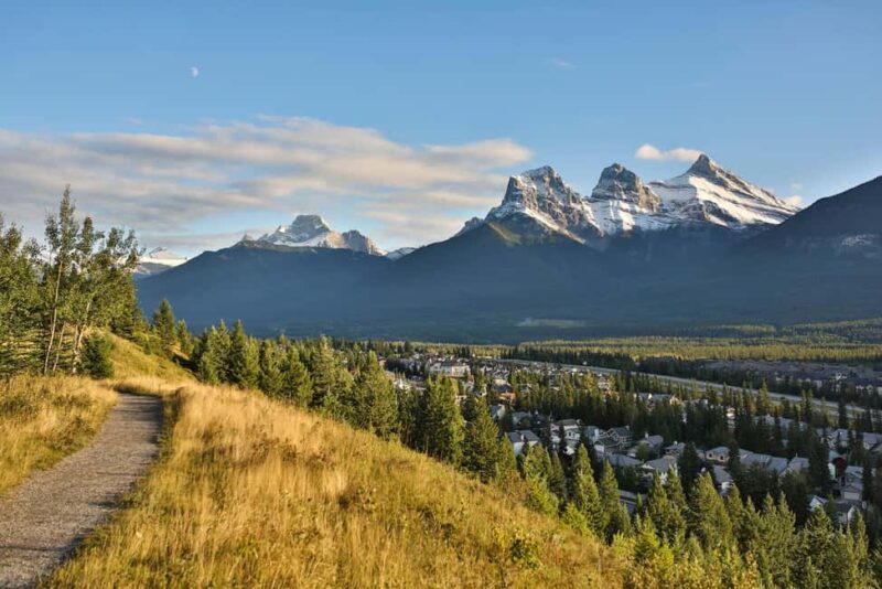 Canmore: 3 Hour Local Explorer Tour and Hike with a Guide - Key Points