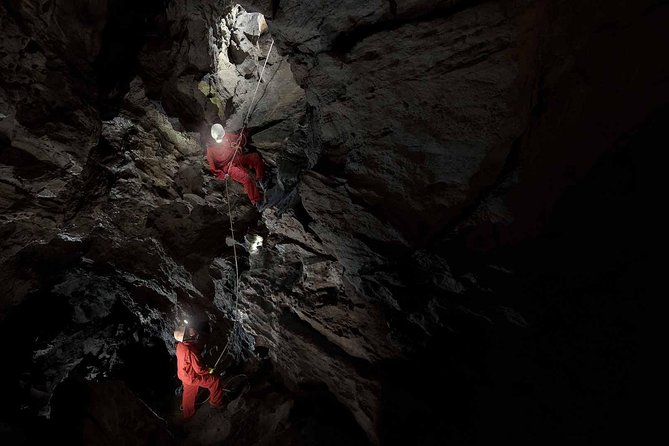 Canmore Caving Adventure Tour - Discover the Canmore Caving Adventure Tour: An Exciting Underground Experience for Active Adventurers