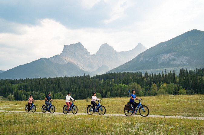 Canmore Food Bike Tour - Relaxed Pacing and Comfortable E-Biking