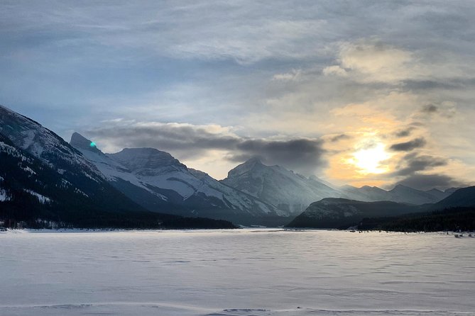 Canmore: Stargazing and Nature by Nightfall Walking Tour - 2hr - Learning About Local Wildlife, Culture, and History