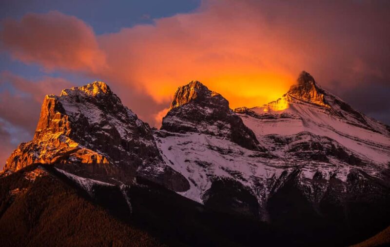 Canmore: Sunset Tour and Evening Nature Walking - Canmore: A Perfect Setting for Sunset Nature Walks
