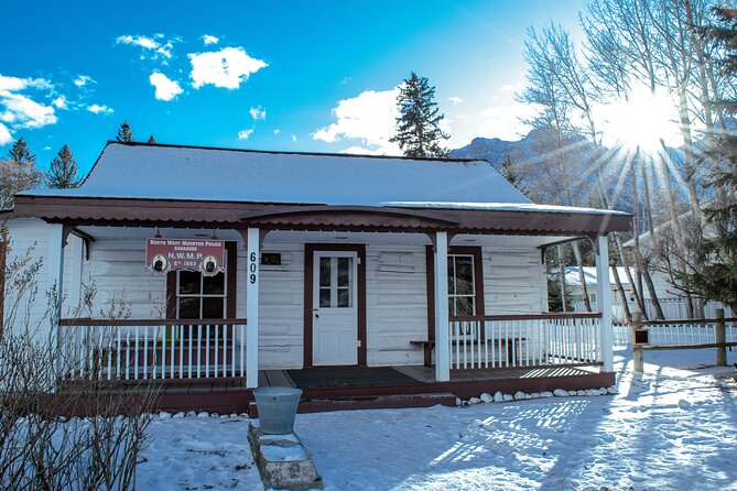 Canmore Walking Tours: Discover Local History and Scenery - Meeting Point and Duration Logistics