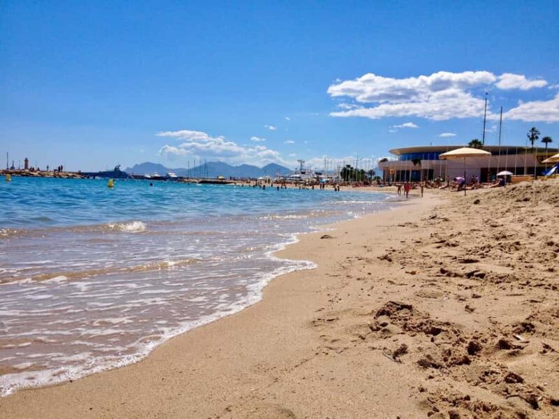 Cannes: Beyond the Red Carpet Walking Tour with Food & Wine - The Scenic Bay of Cannes and Its Surroundings