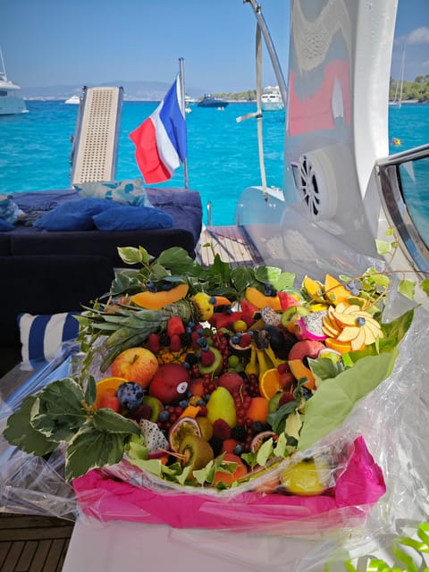 Cannes : Luxury Boat trip , swimming, snorkling, suntanning - Cap dAntibes and the Billionaire Bay