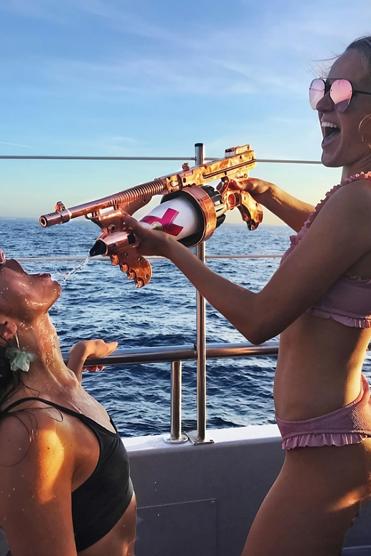 Cannes: Party Boat with Live DJ - Bringing Your Own Drinks and Safety Rules