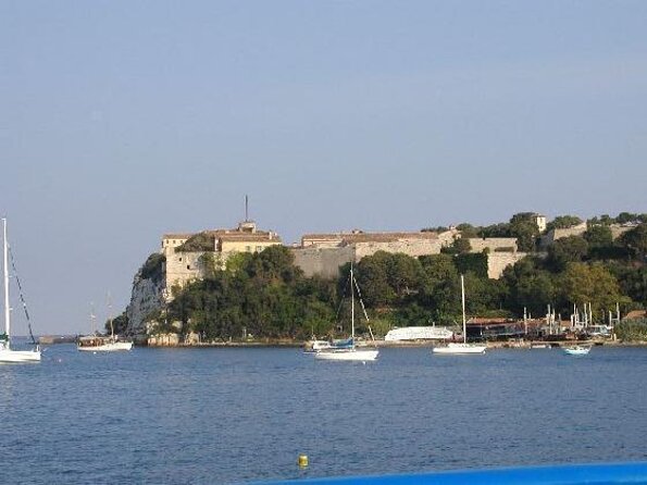Cannes Private Boat Tour to the Lerins Islands  Relax & Cruise - Discover the Private Boat Tour to the Lerins Islands from Cannes