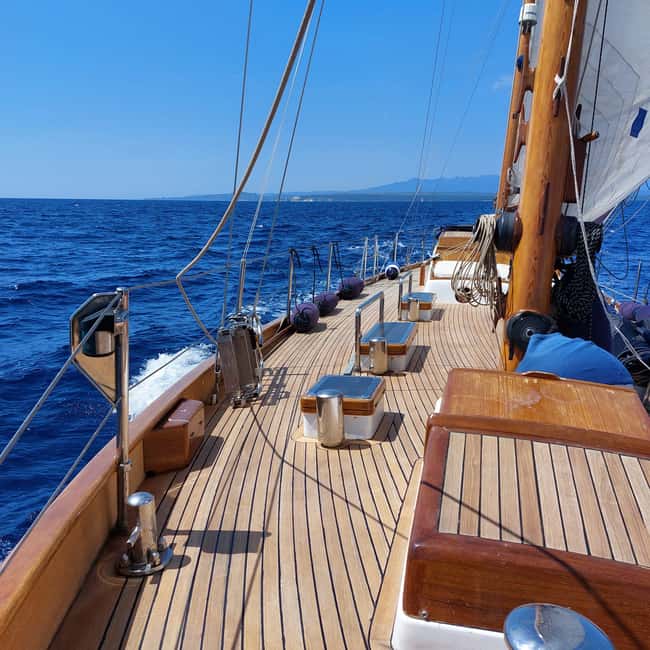 Cannigione: boat tour Maddalena Archipelago with lunch - Practical Information and What to Bring