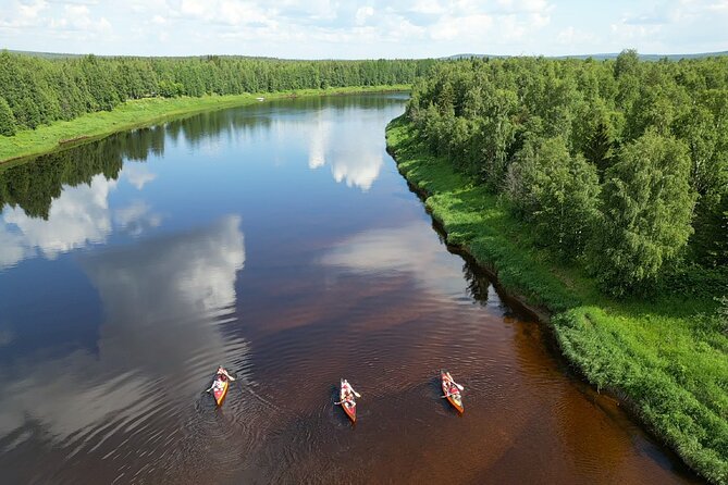 Canoe Trip to the Reindeer Farm from Rovaniemi - The Guides Role and Knowledge Sharing