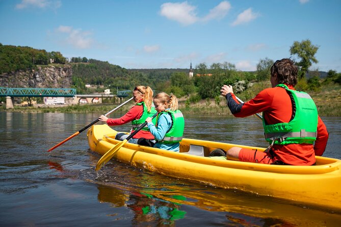 Canoeing on the Elbe river from Dín to Bad Schandau - Reaching Bad Schandau and Crossing into Germany
