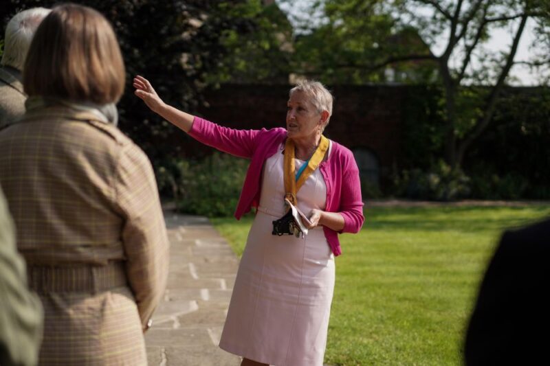 Canterbury: City & Cathedral Private Guided Tour - The Experience of the Guides: Knowledge and Personalities